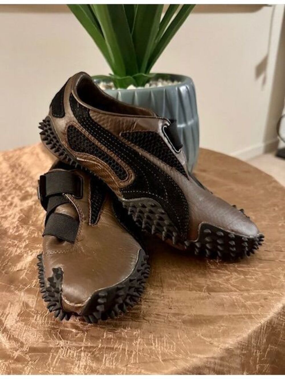 Puma Mostro Vintage Leather Rubber Spikes (Brown/Black) Size 5.5Y